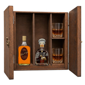Elmer T. Lee Single Barrel & Rock Hill Farms Single Barrel in a wooden gift box with two crystal glasses on white